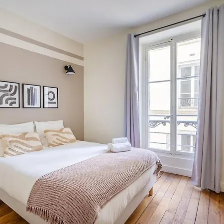 Апартаменты 3#two Bedrooms#champs Elysees#arc De Triomphe#ac *